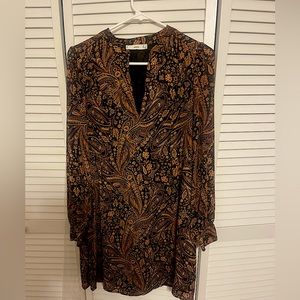 Mango dress, size 4 (s) worn once. Beautiful print.